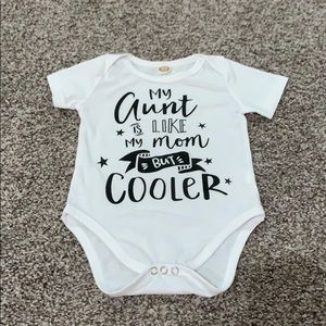 My Aunt Is Cool Baby Onesie 👍🏻